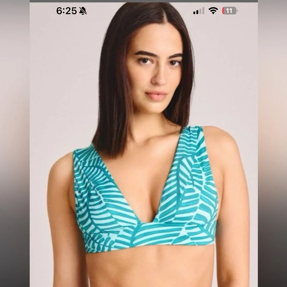 Vitamin A Blue Swim Bikini Top NWT